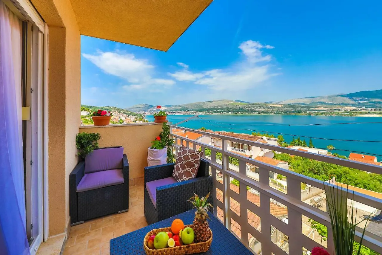 More Appartement Trogir