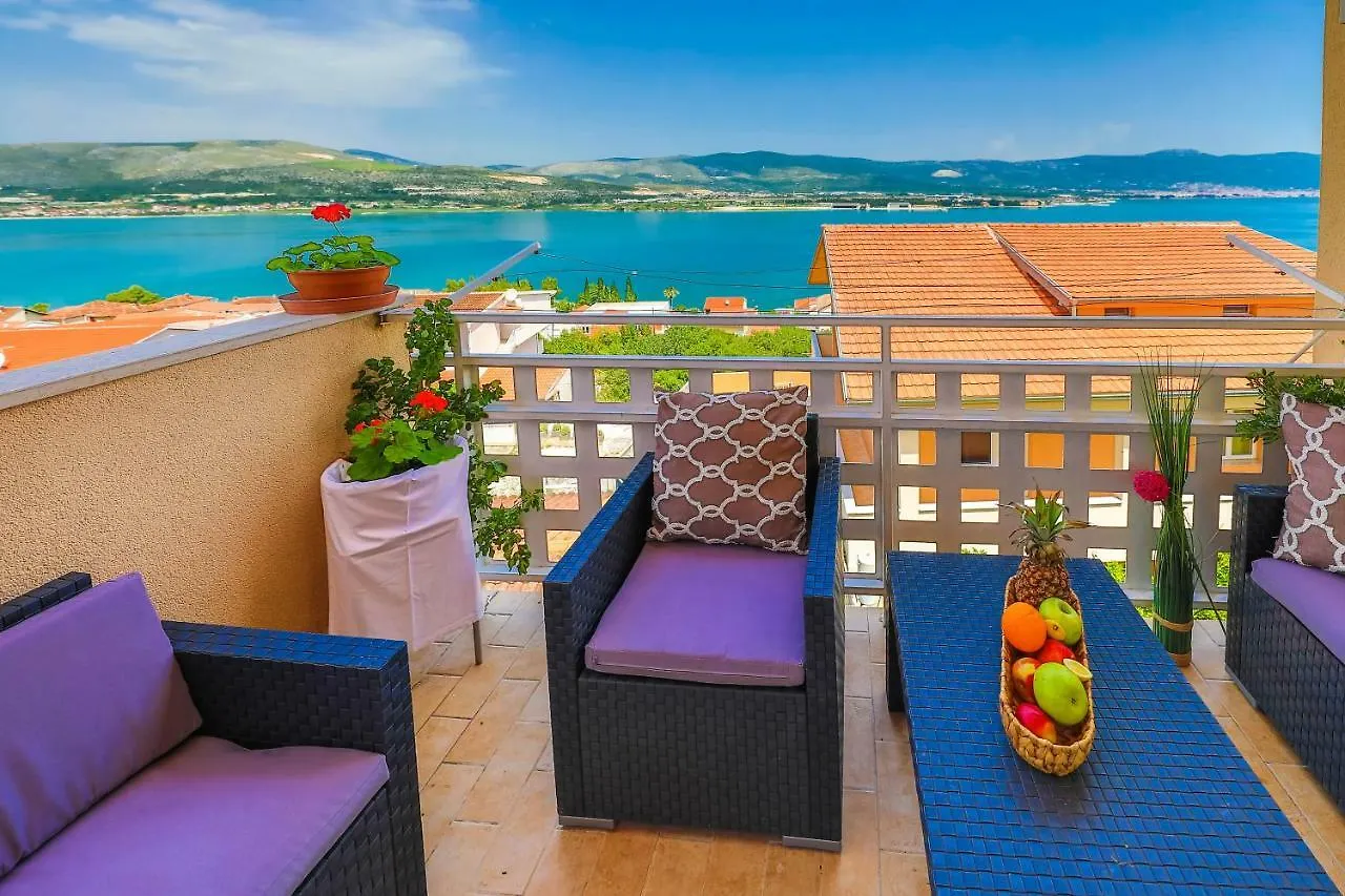 More Appartement Trogir